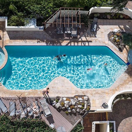 Deluxe Two Bedroom Apartment With Ocean Views Coolum Beach Exterior foto
